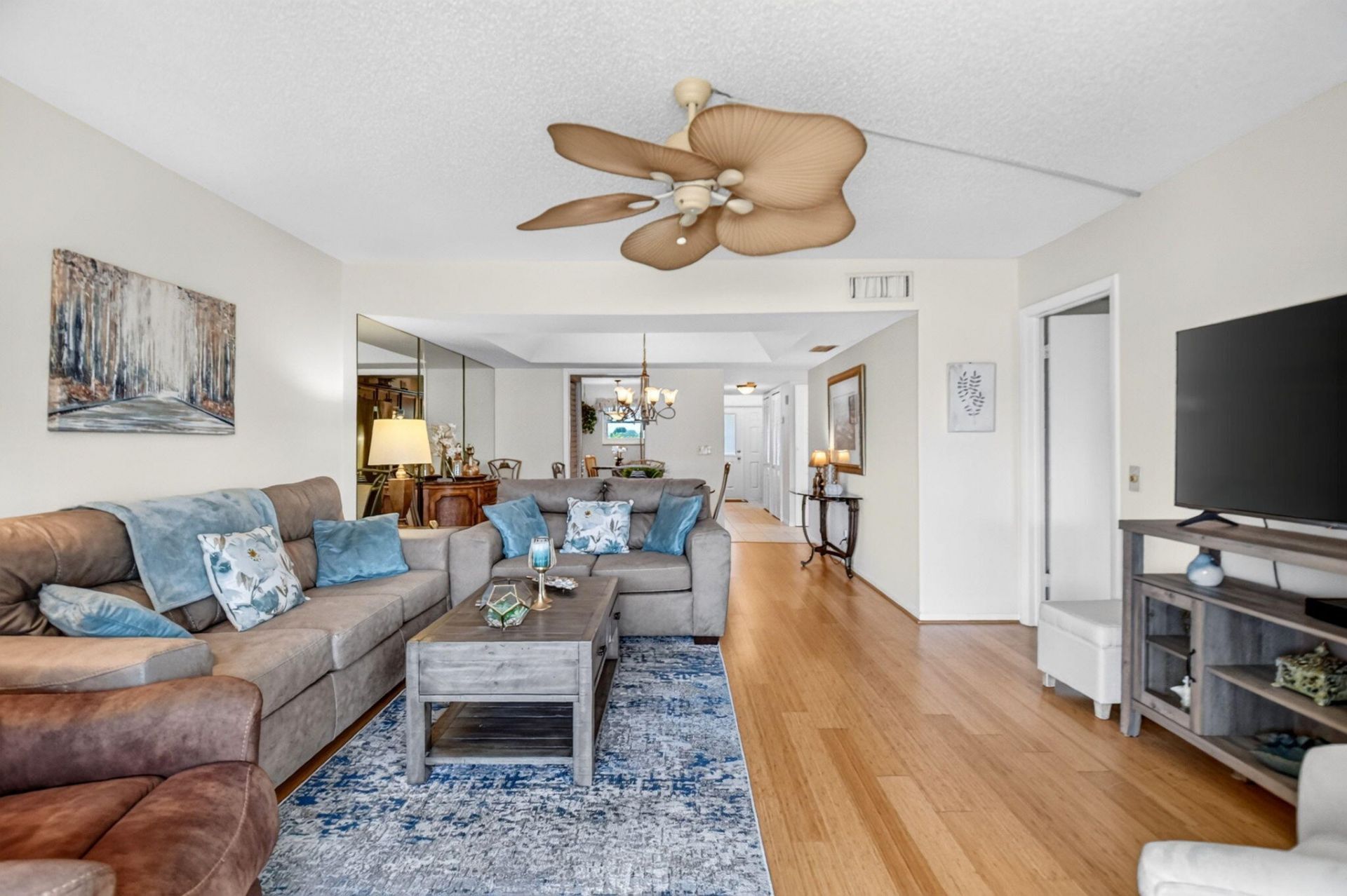 3425 Via Poinciana, Unit 201, Lake Worth, FL 33467 Photo