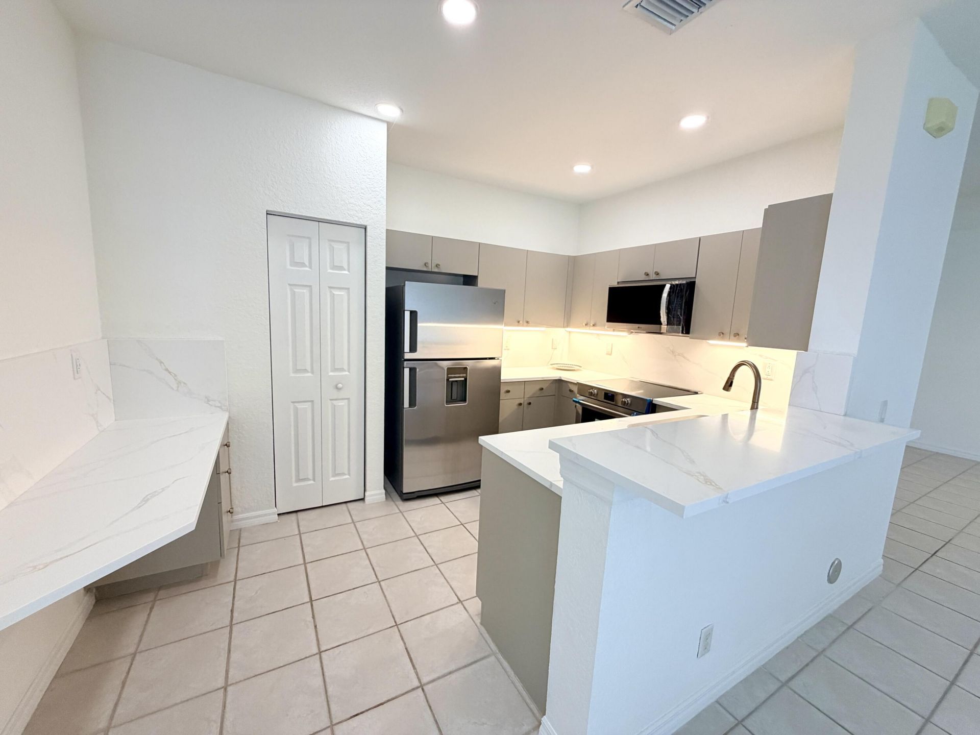 673 Conservation Drive, Weston, FL 33327 Photo