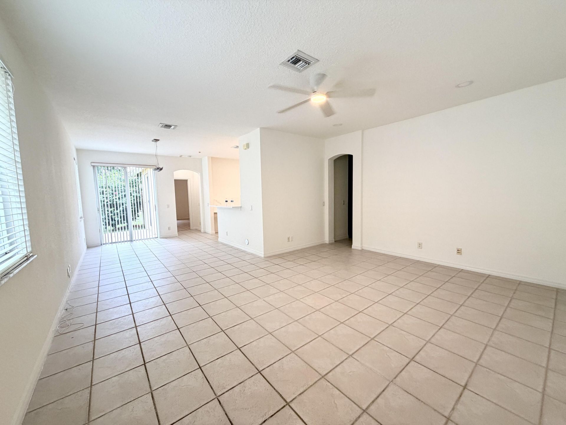 673 Conservation Drive, Weston, FL 33327 Photo