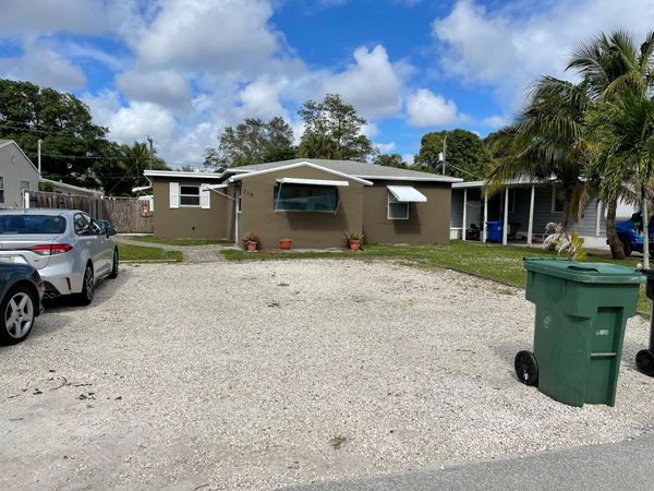 319 SW 15TH Street, Fort Lauderdale, FL 33315