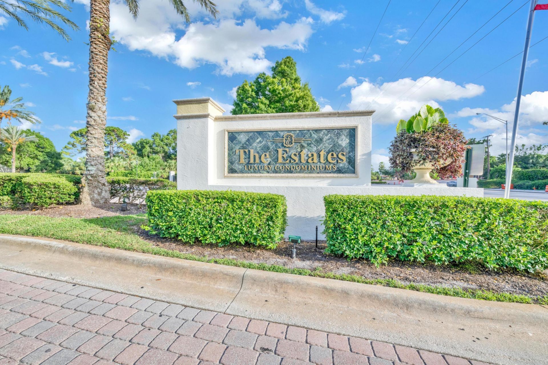 343 SE Rogers Court, Stuart, FL 34994 Photo