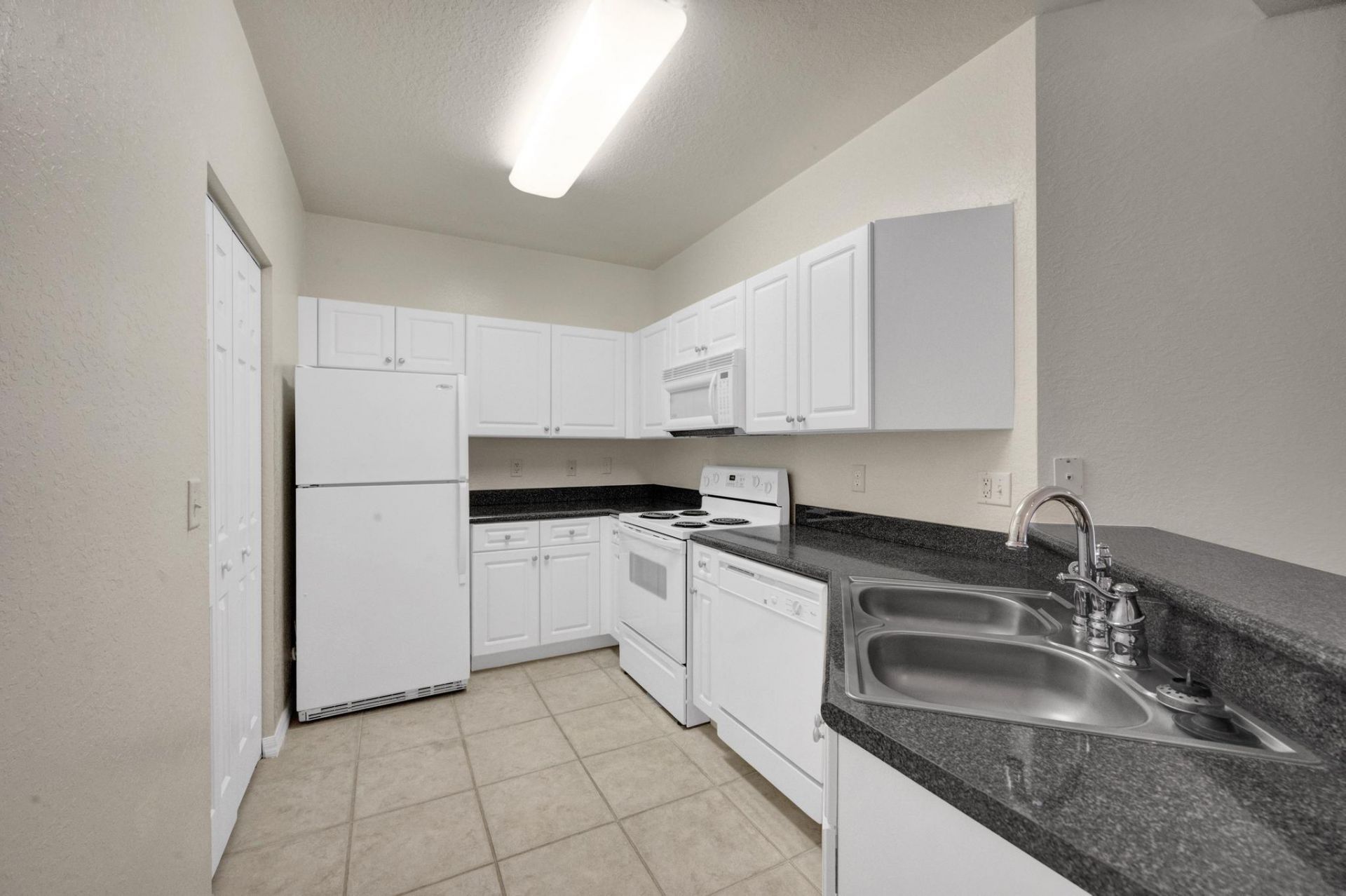 343 SE Rogers Court, Stuart, FL 34994 Photo