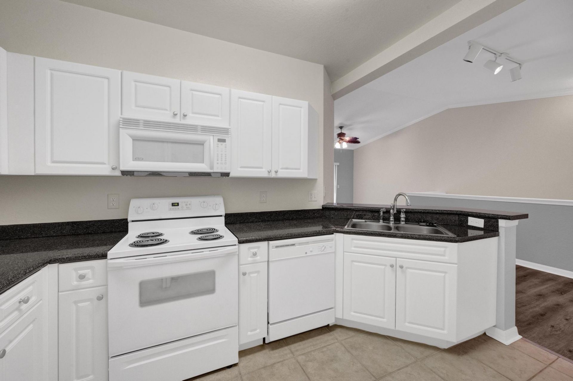343 SE Rogers Court, Stuart, FL 34994 Photo