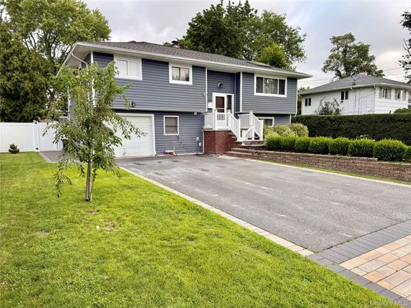 Brentwood, NY 11717