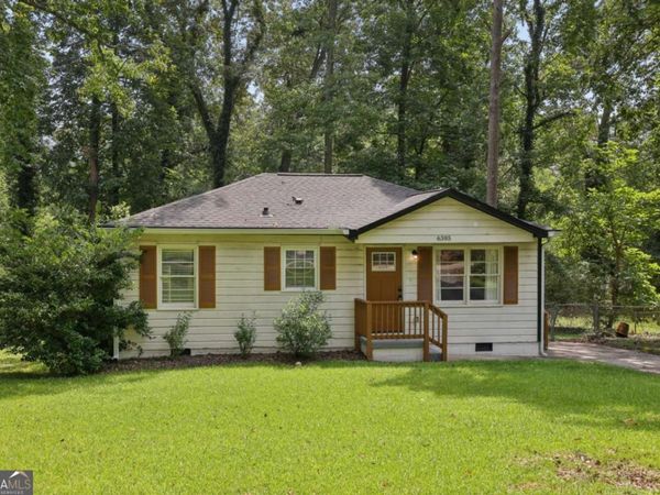 6385 Lobelia Road SW, Mableton, GA 30126