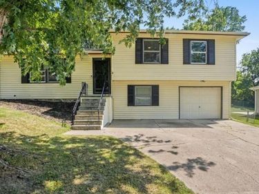 3009 Coffey Avenue, Bellevue, NE 68123
