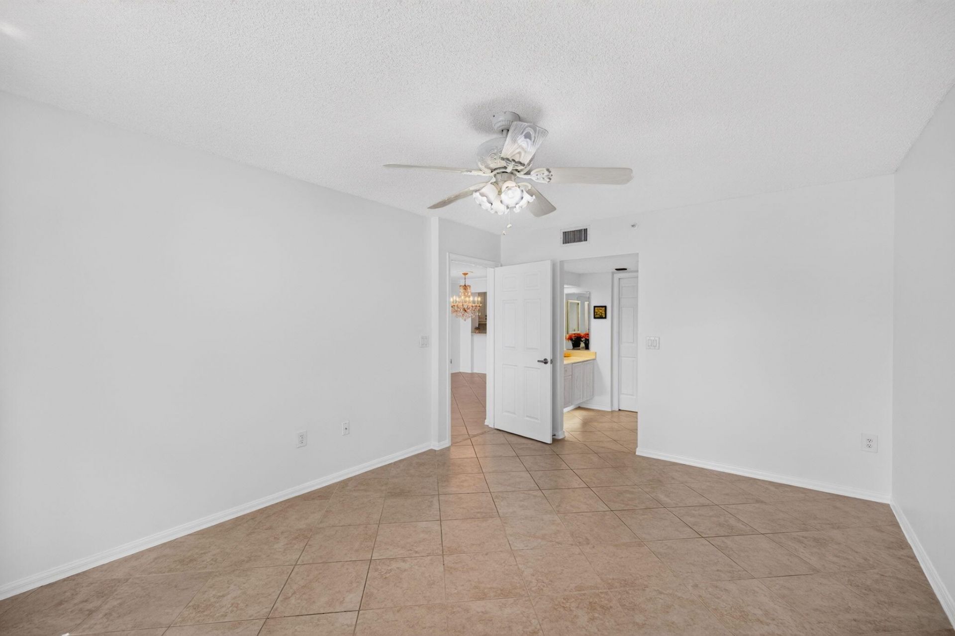 9551 Weldon Circle, Unit E212, Tamarac, FL 33321 Photo