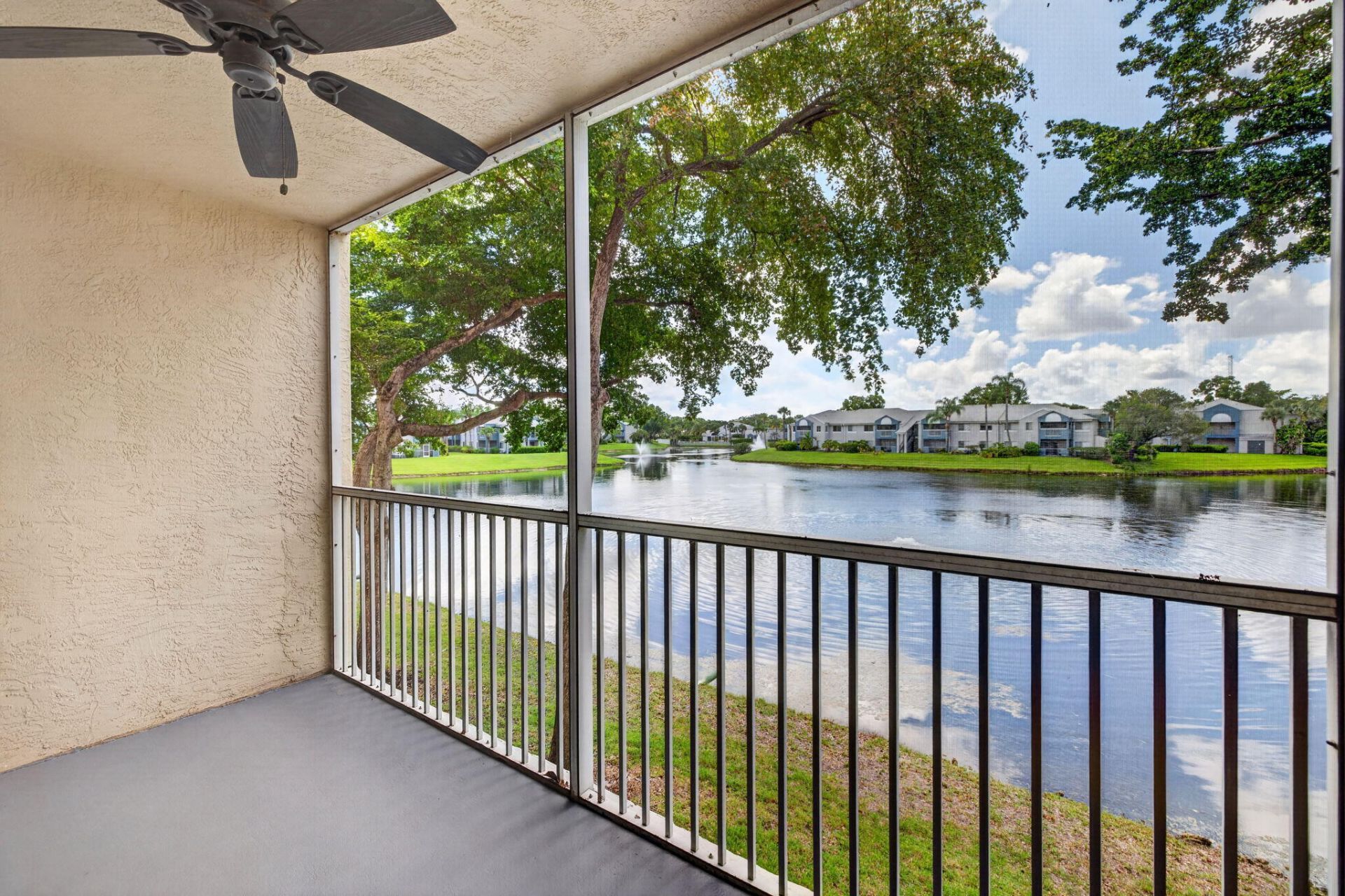 9551 Weldon Circle, Unit E212, Tamarac, FL 33321 Photo