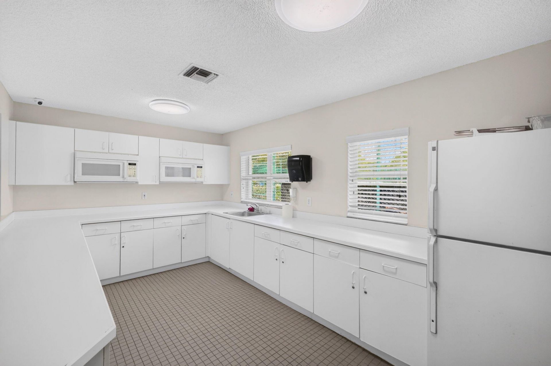 9551 Weldon Circle, Unit E212, Tamarac, FL 33321 Photo