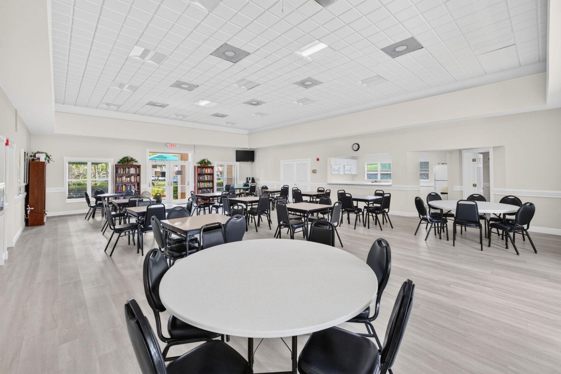 9551 Weldon Circle, Unit E212, Tamarac, FL 33321 Photo