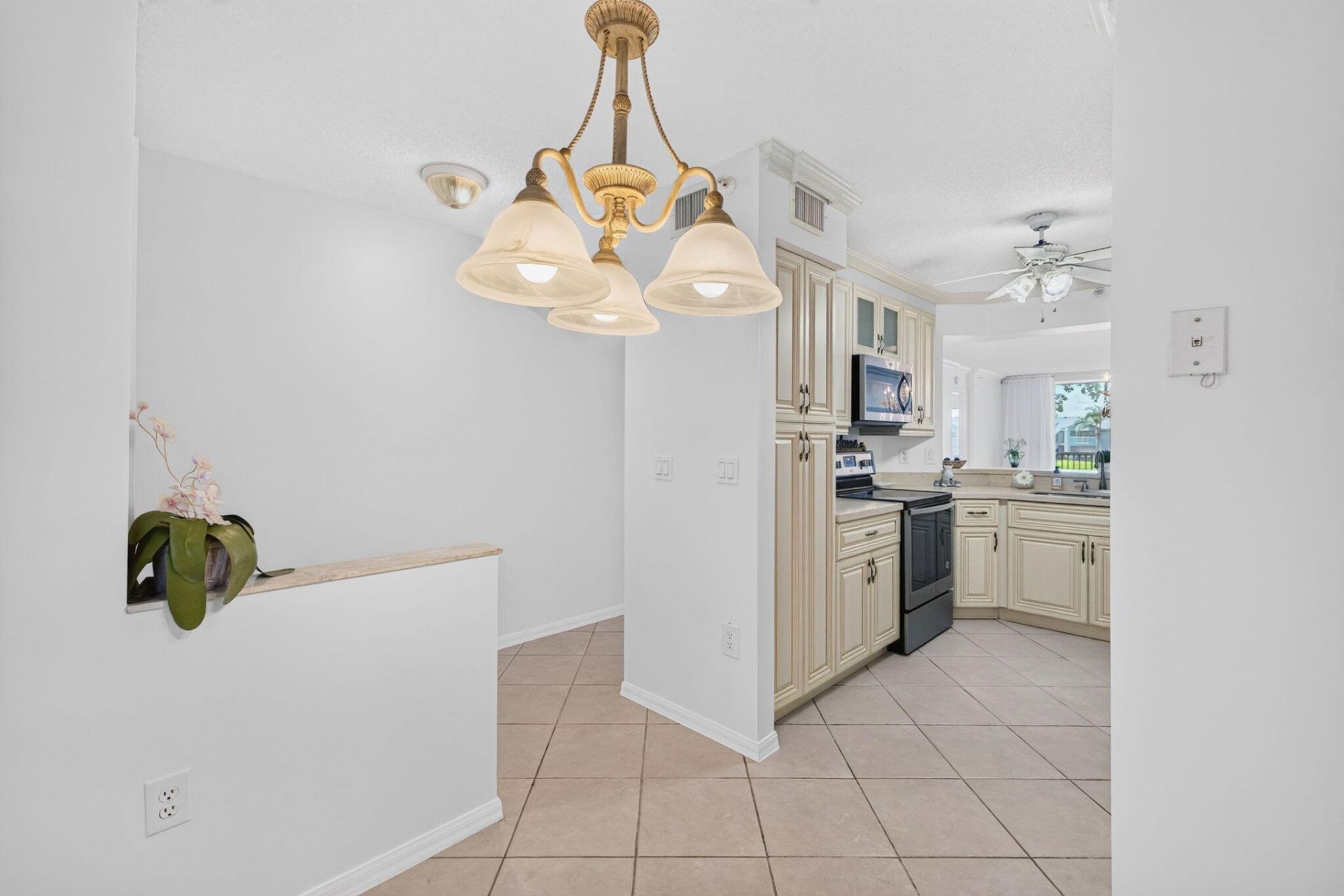 9551 Weldon Circle, Unit E212, Tamarac, FL 33321 Photo
