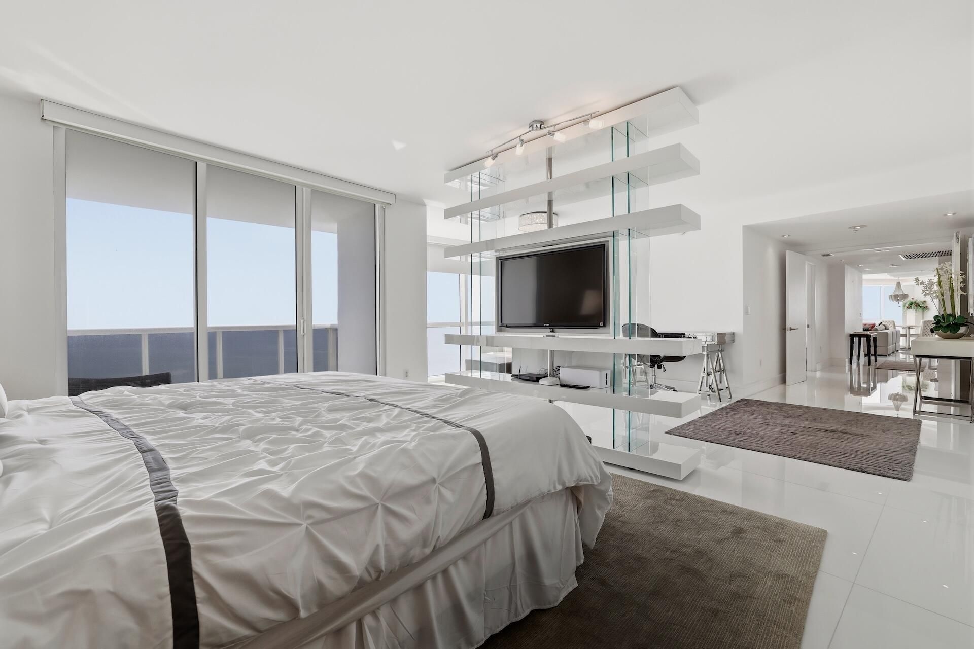 18201 Collins Avenue, Unit PH 5109, Sunny Isles Beach, FL 33160 Photo