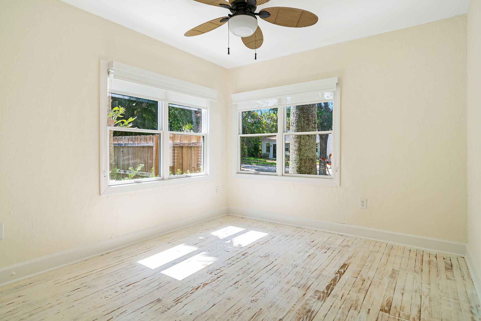 813 Avon Road, West Palm Beach, FL 33401 Photo