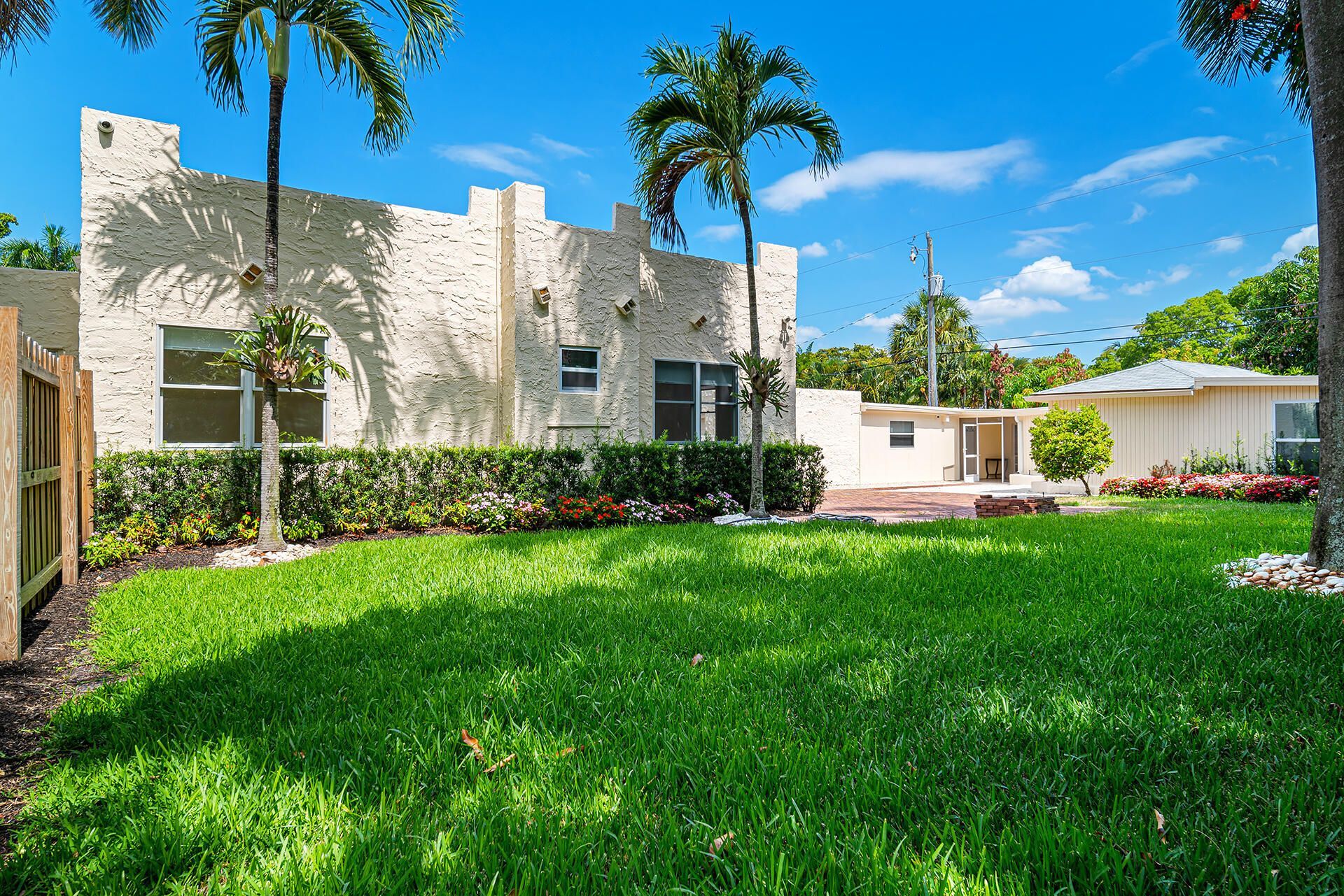 813 Avon Road, West Palm Beach, FL 33401 Photo