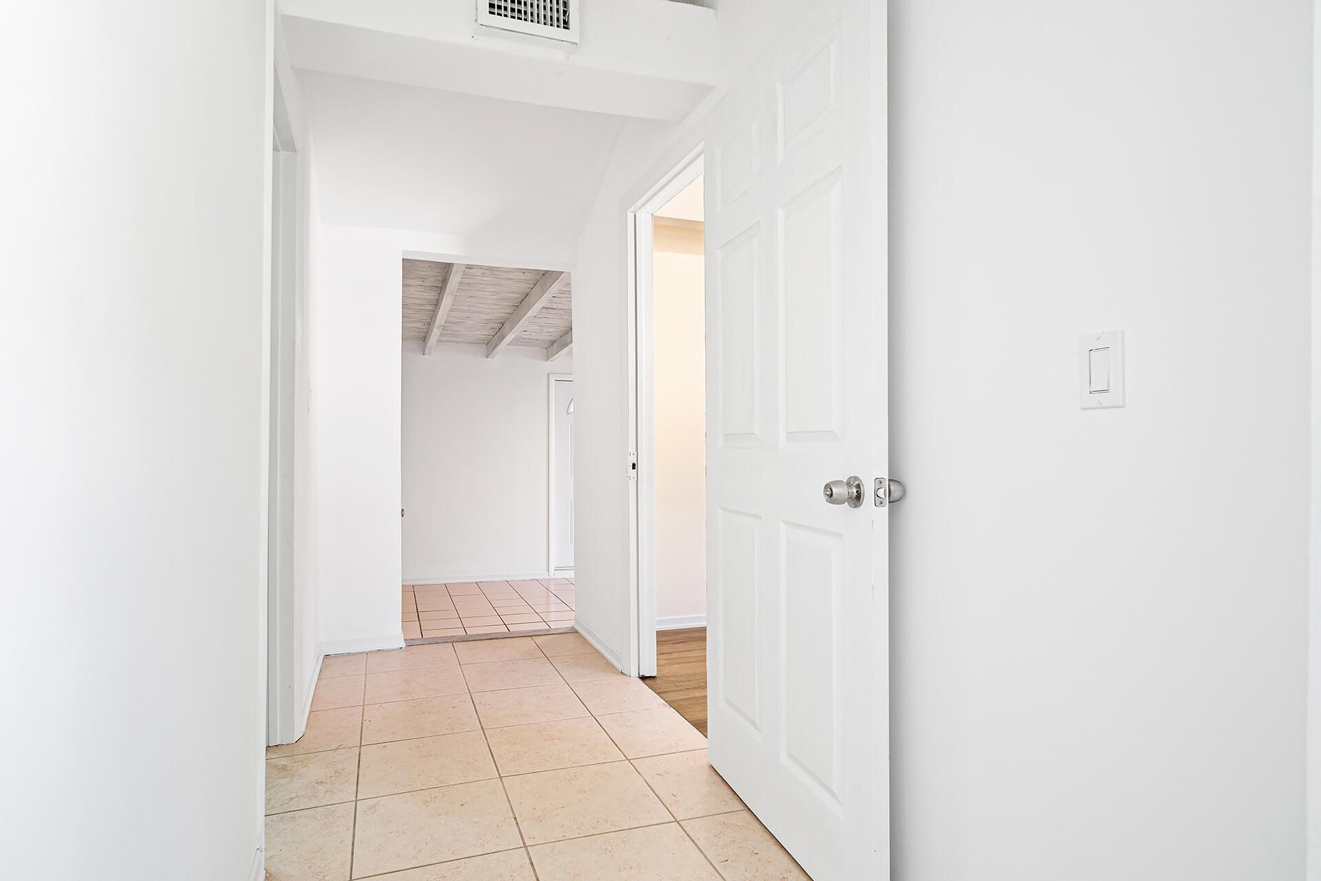 813 Avon Road, West Palm Beach, FL 33401 Photo