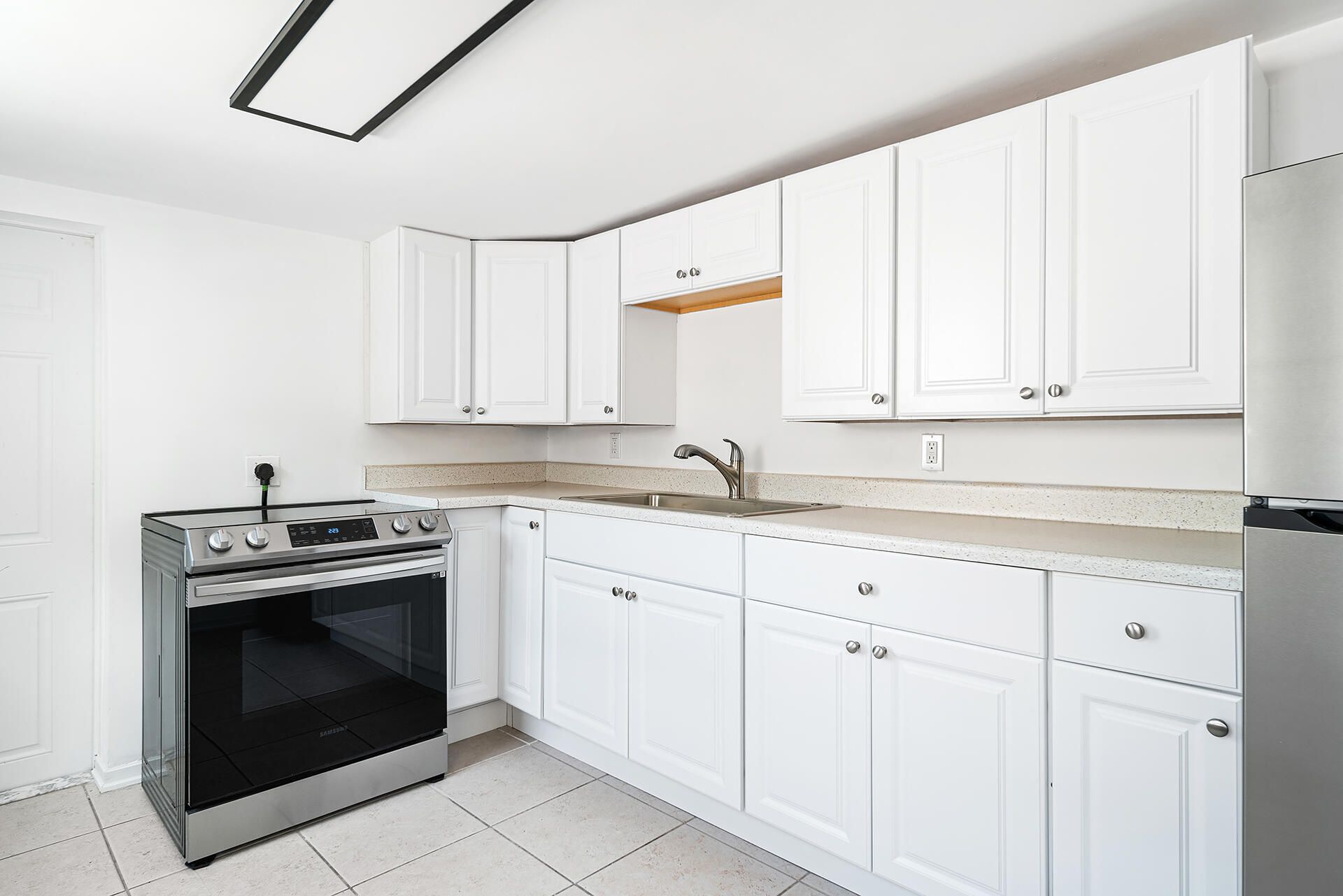 813 Avon Road, West Palm Beach, FL 33401 Photo