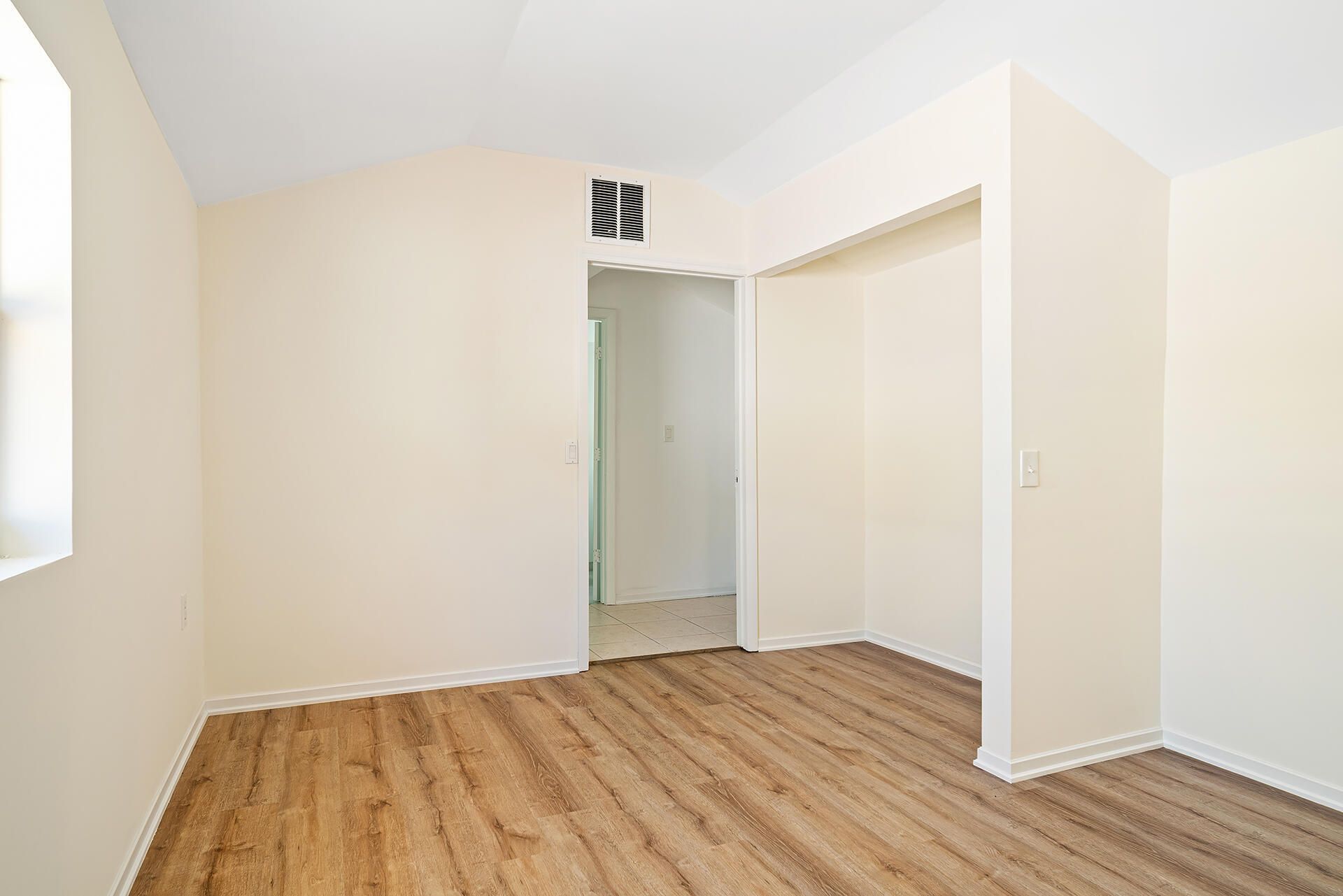 813 Avon Road, West Palm Beach, FL 33401 Photo