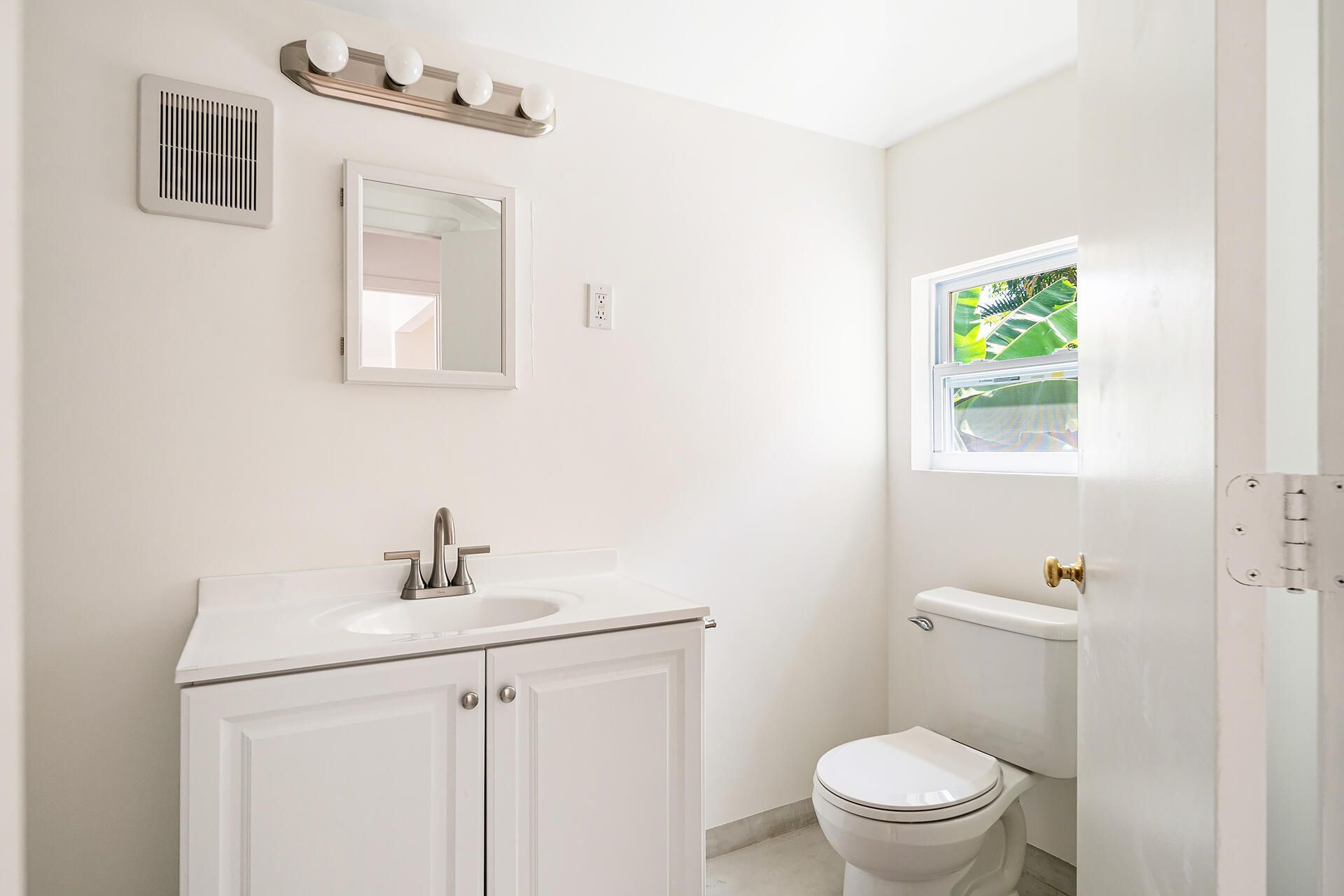 813 Avon Road, West Palm Beach, FL 33401 Photo