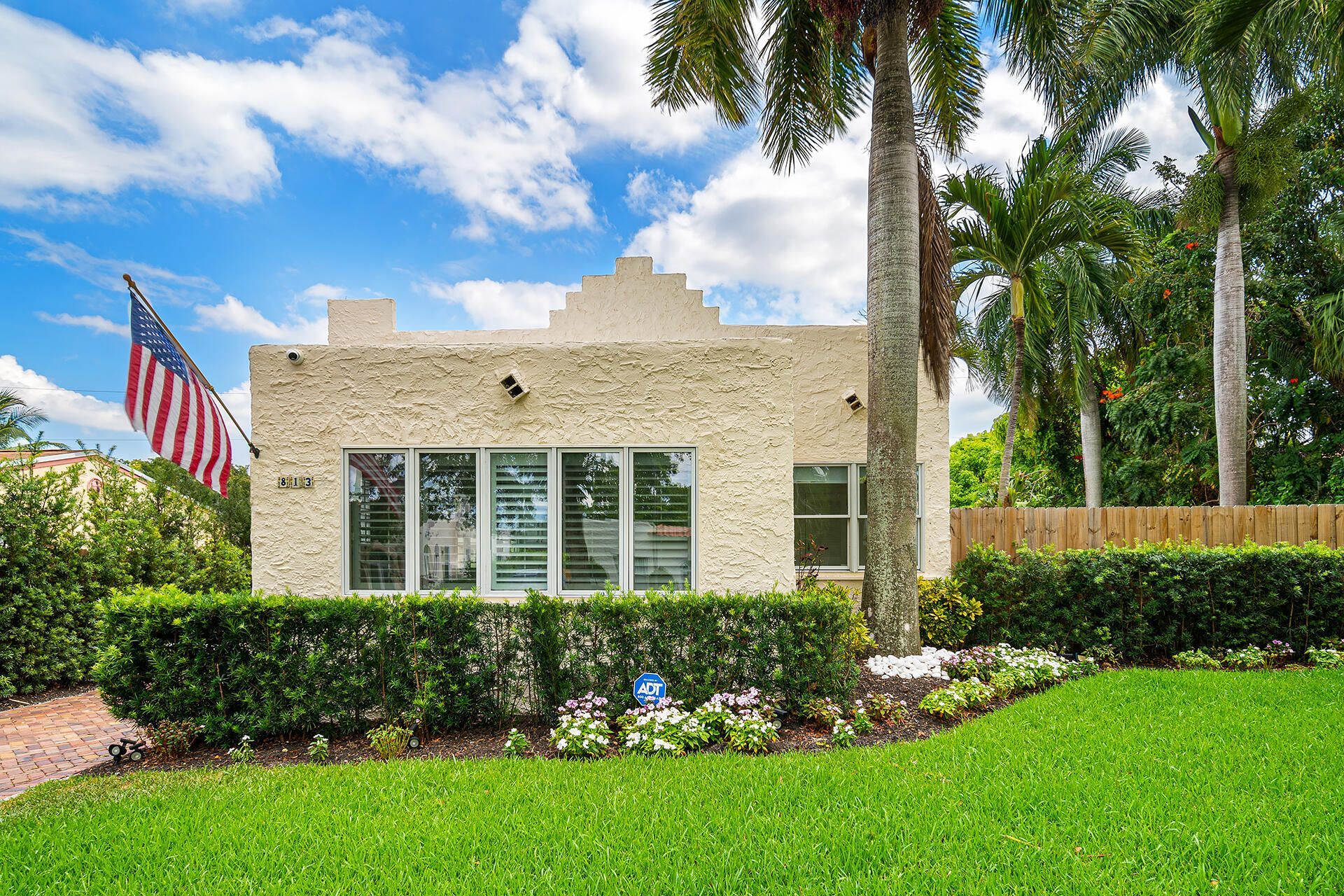 813 Avon Road, West Palm Beach, FL 33401 Photo