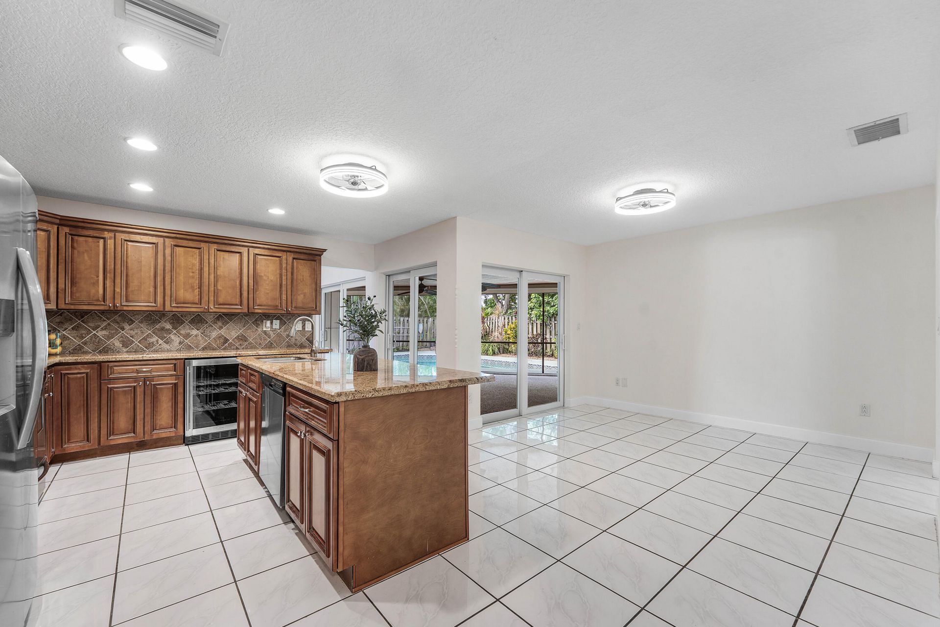 966 NW 37th Avenue, Delray Beach, FL 33445 Photo