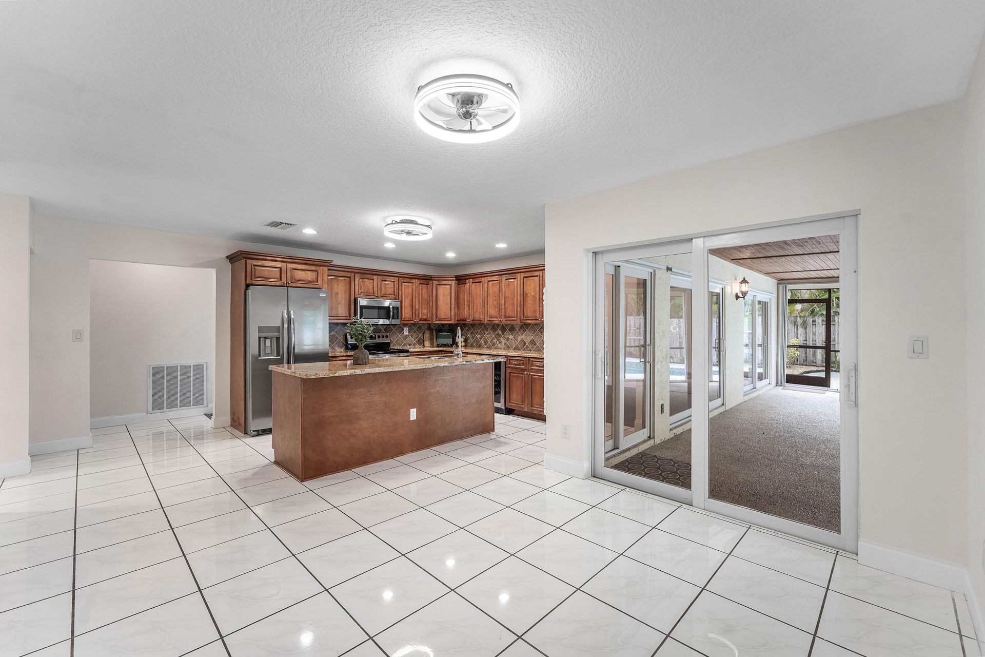 966 NW 37th Avenue, Delray Beach, FL 33445 Photo