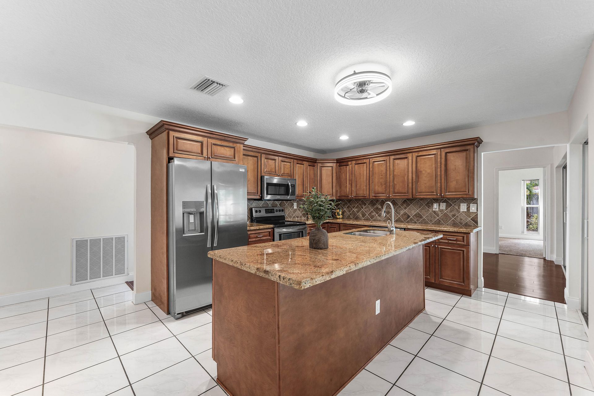966 NW 37th Avenue, Delray Beach, FL 33445 Photo