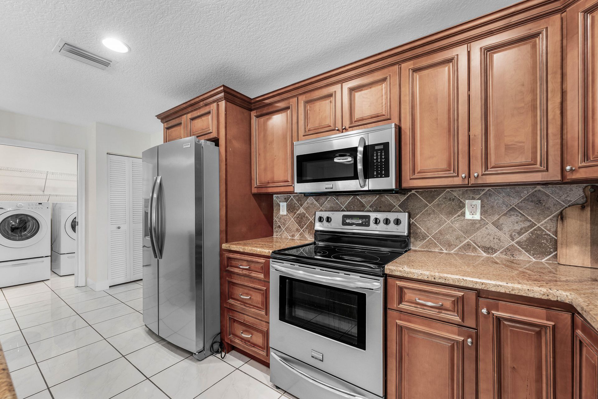 966 NW 37th Avenue, Delray Beach, FL 33445 Photo