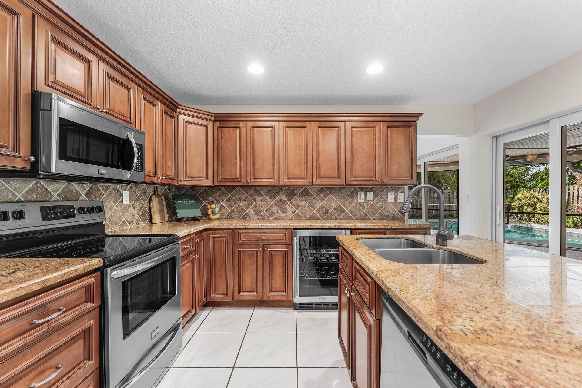 966 NW 37th Avenue, Delray Beach, FL 33445 Photo