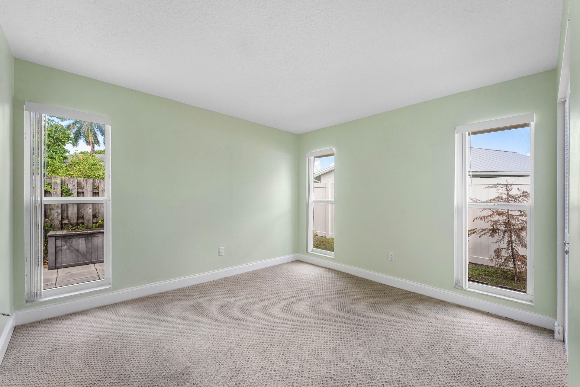 966 NW 37th Avenue, Delray Beach, FL 33445 Photo