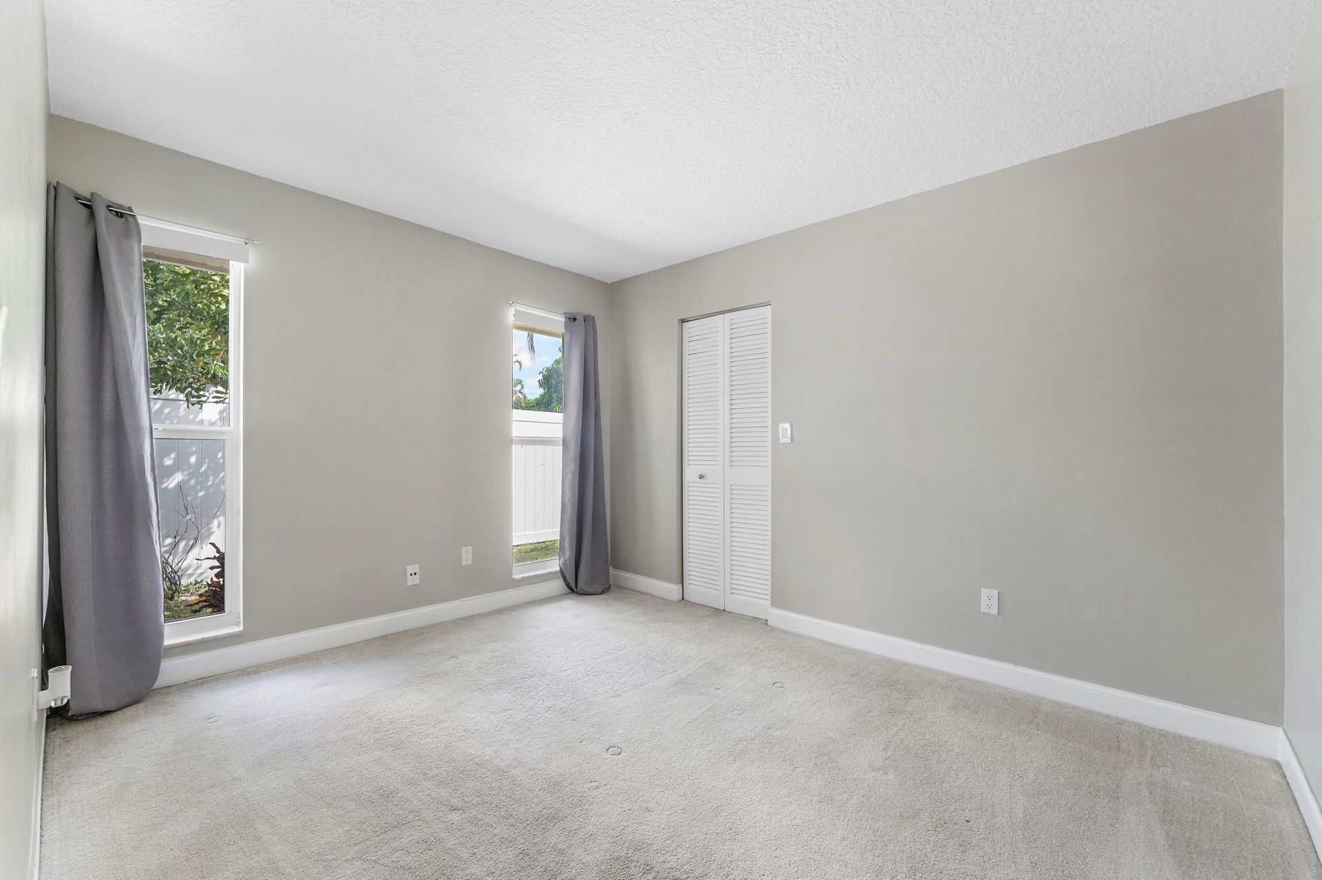 966 NW 37th Avenue, Delray Beach, FL 33445 Photo