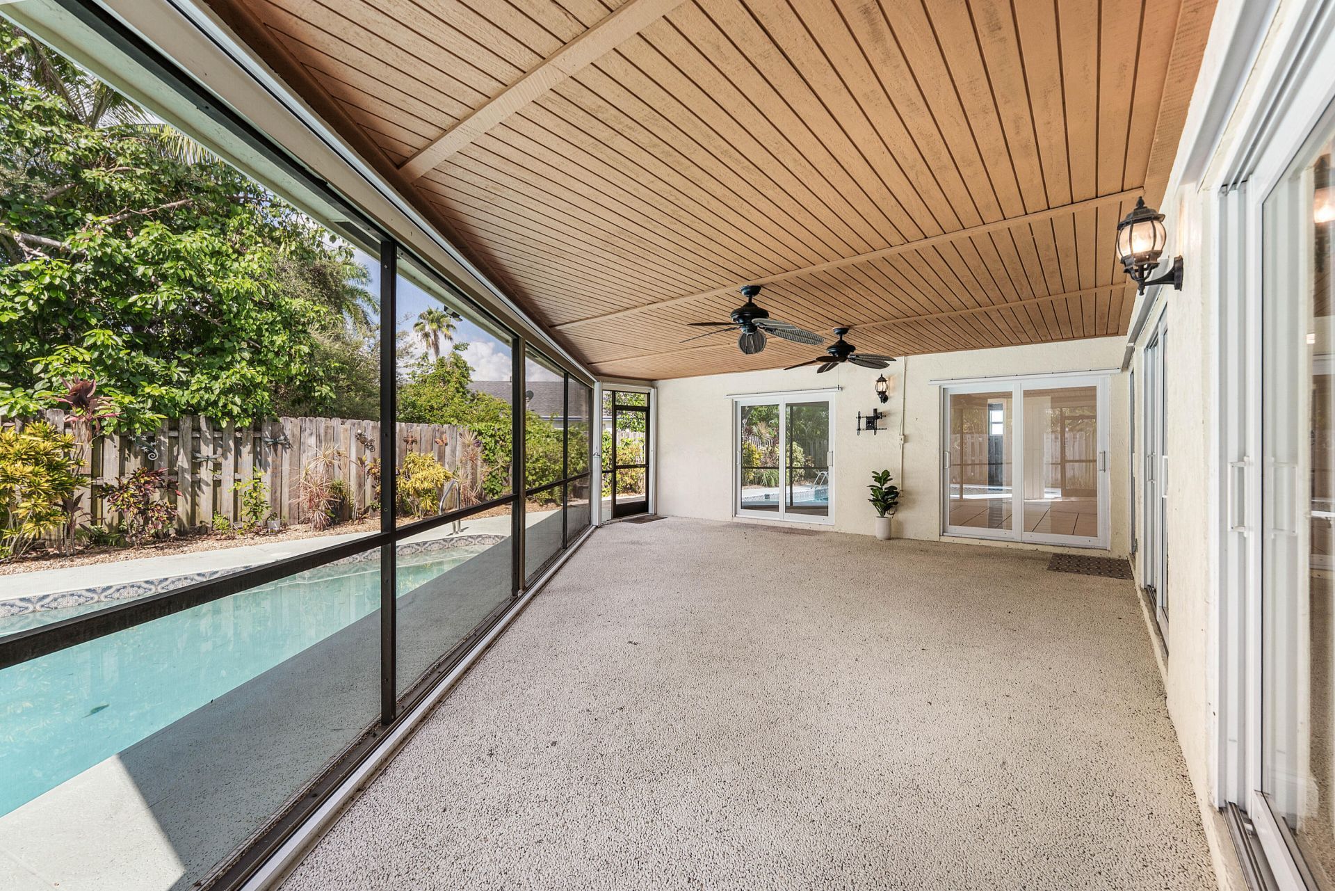 966 NW 37th Avenue, Delray Beach, FL 33445 Photo