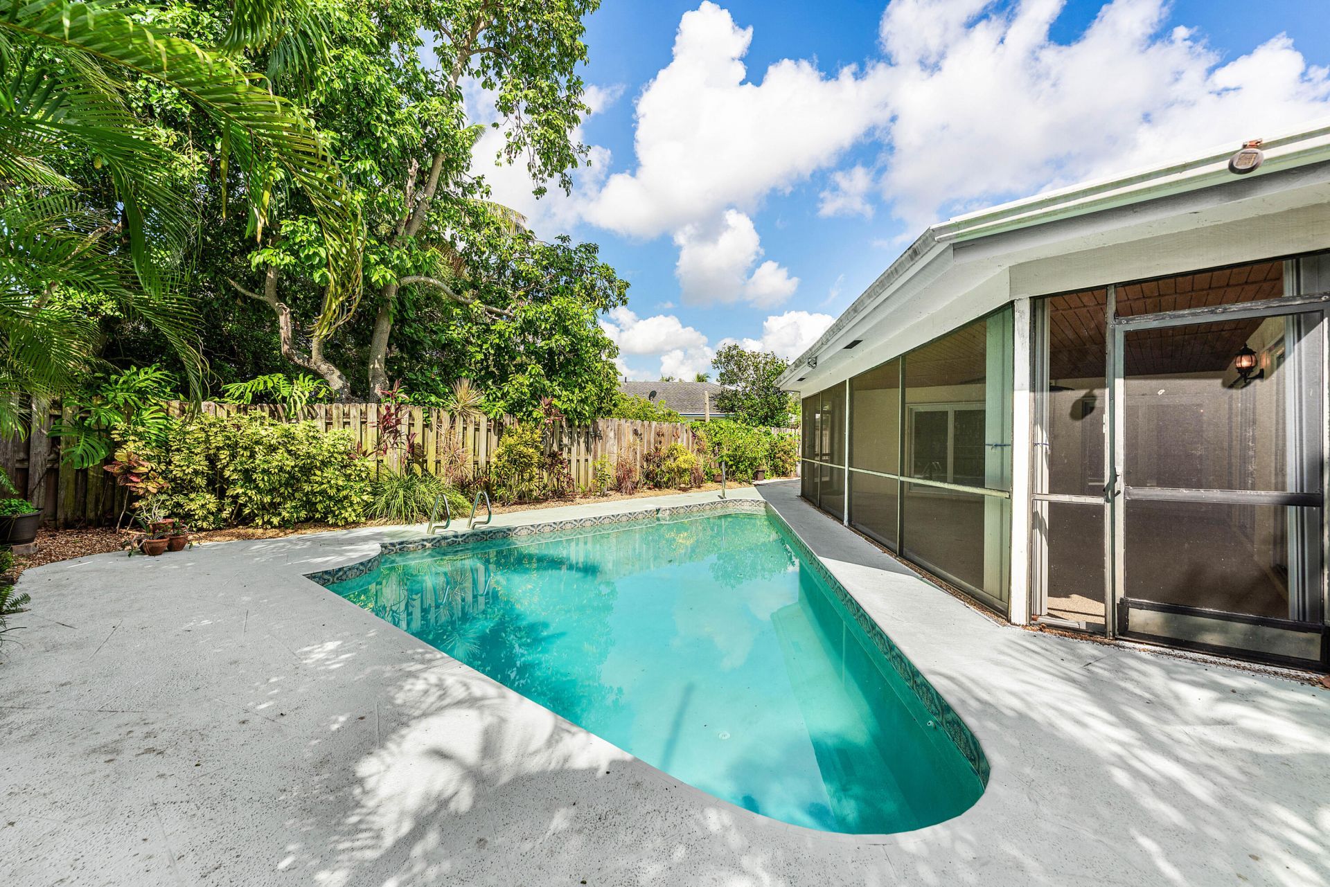 966 NW 37th Avenue, Delray Beach, FL 33445 Photo