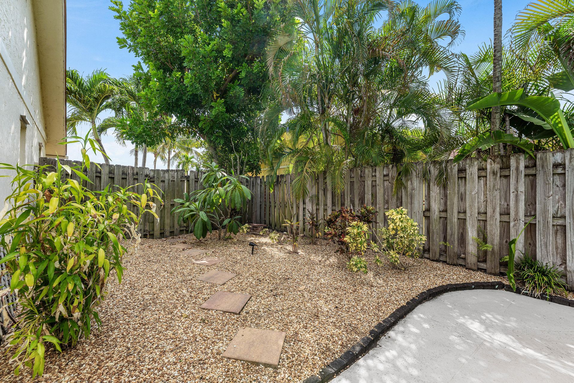 966 NW 37th Avenue, Delray Beach, FL 33445 Photo