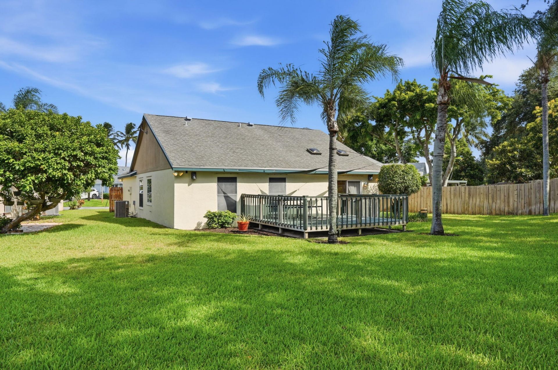 19 Misty Meadow Drive, Boynton Beach, FL 33436 Photo