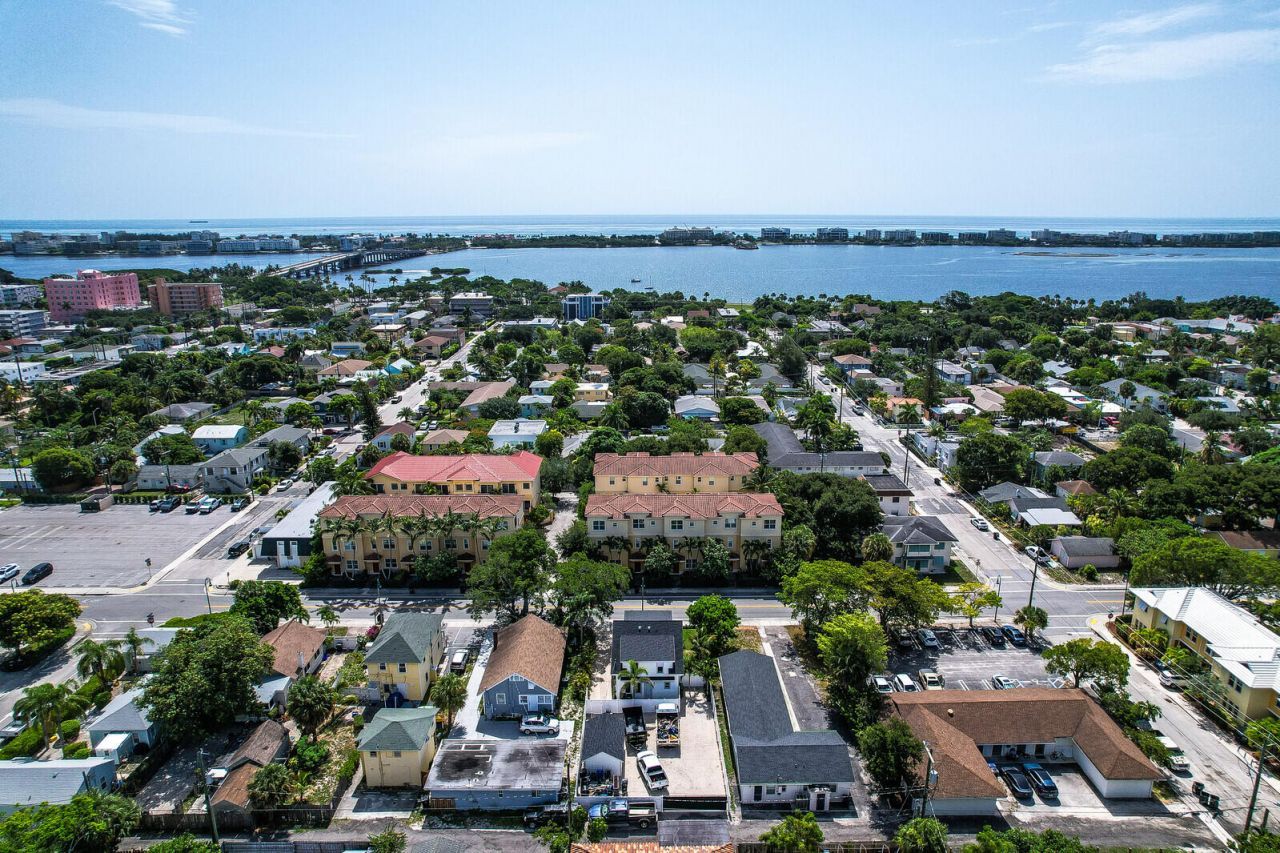 217 S Federal Highway, Lake Worth Beach, FL 33460 Photo