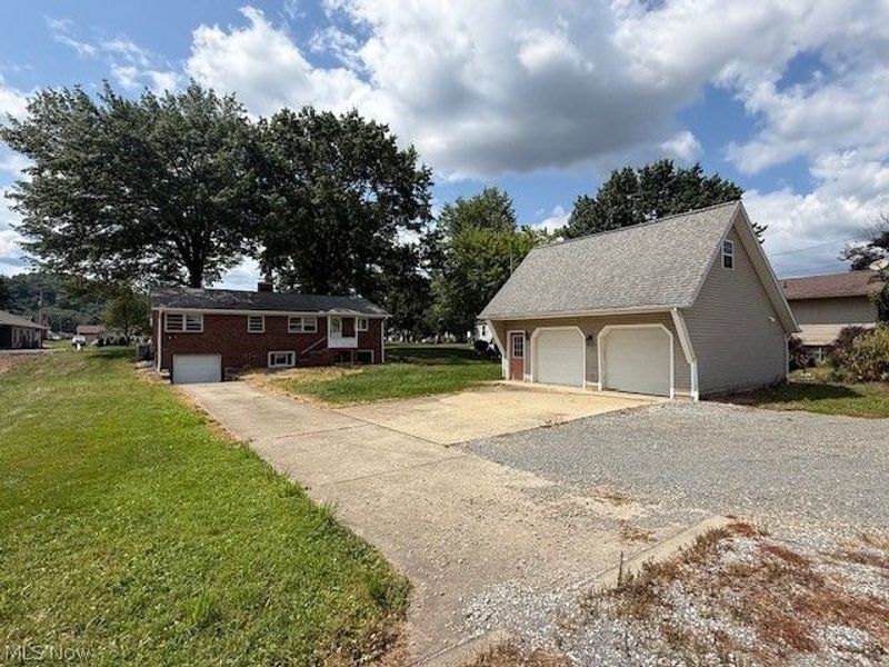 815 3rd Street SW, New Philadelphia, OH 44663 Photo 4