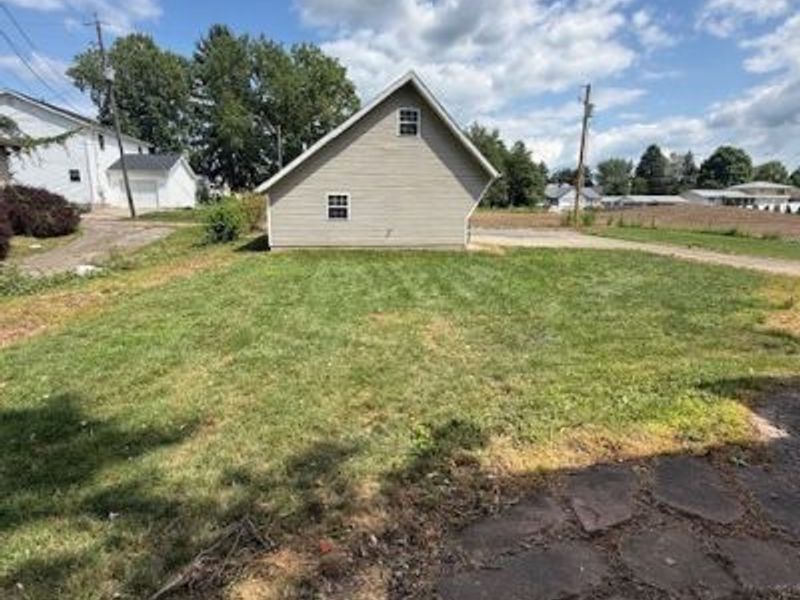 815 3rd Street SW, New Philadelphia, OH 44663 Photo 6