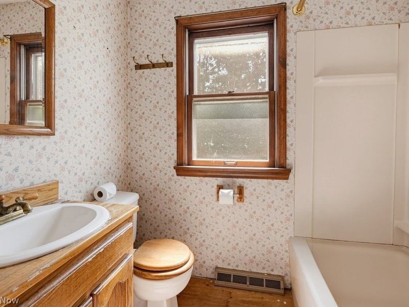 27015 Aurora Road , Solon, OH 44139 Photo 17