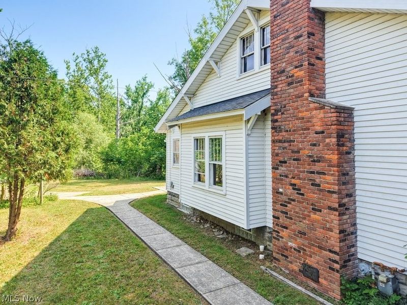 27015 Aurora Road , Solon, OH 44139 Photo 2