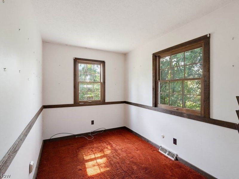 27015 Aurora Road , Solon, OH 44139 Photo 3