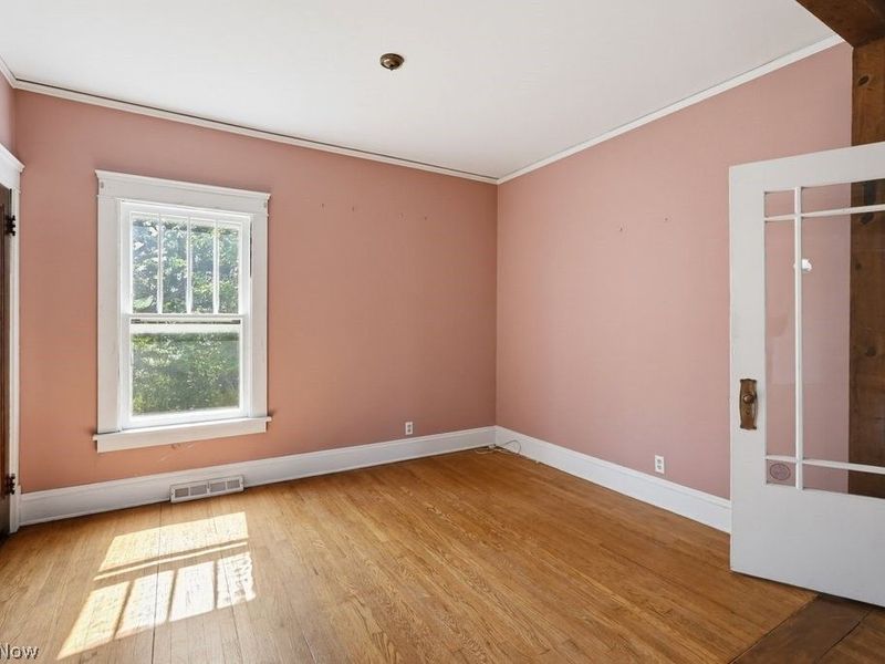 27015 Aurora Road , Solon, OH 44139 Photo 9