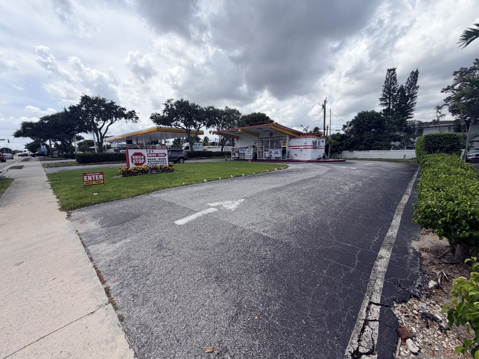 121 E Woolbright Road, Boynton Beach, FL 33474 Photo