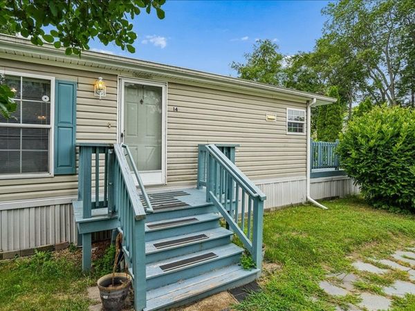 14 Gertrude Avenue, Raymond, NH 03077
