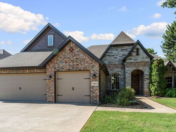 3305 SW Mahogany Avenue , Bentonville, AR 72713