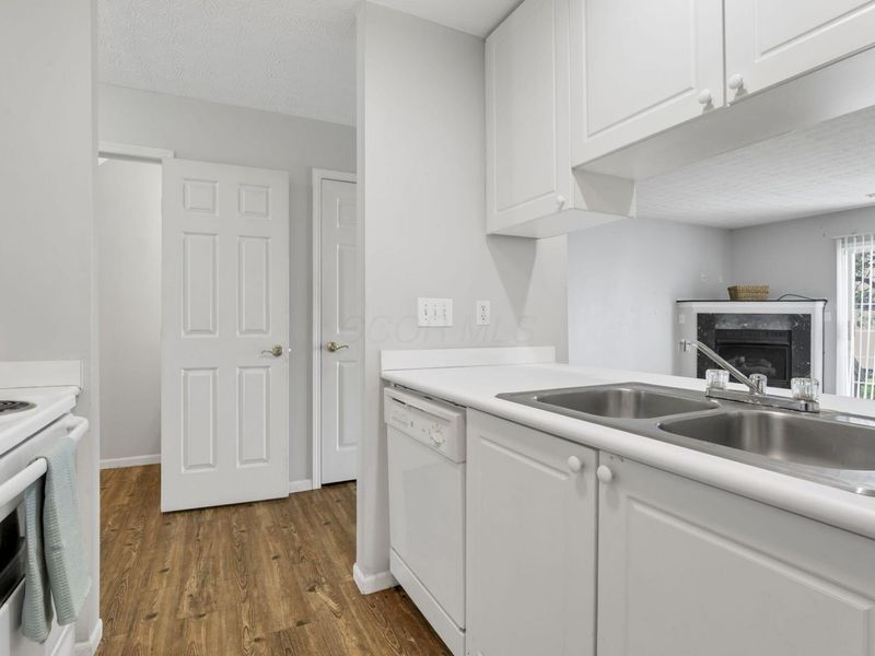 1945 Bashan Drive, Columbus, OH 43228 Photo 12