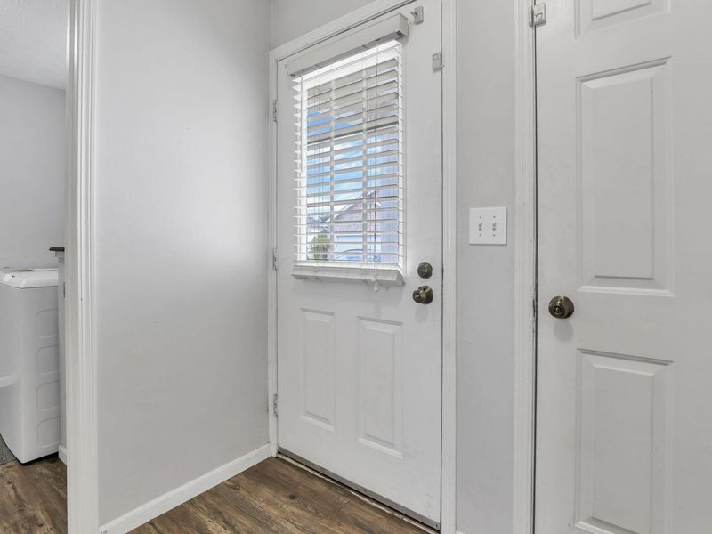 1945 Bashan Drive, Columbus, OH 43228 Photo 4