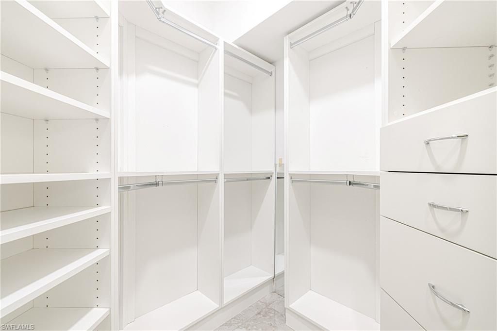 3735 Fieldstone Blvd , Unit 903, Naples, FL 34109 Photo