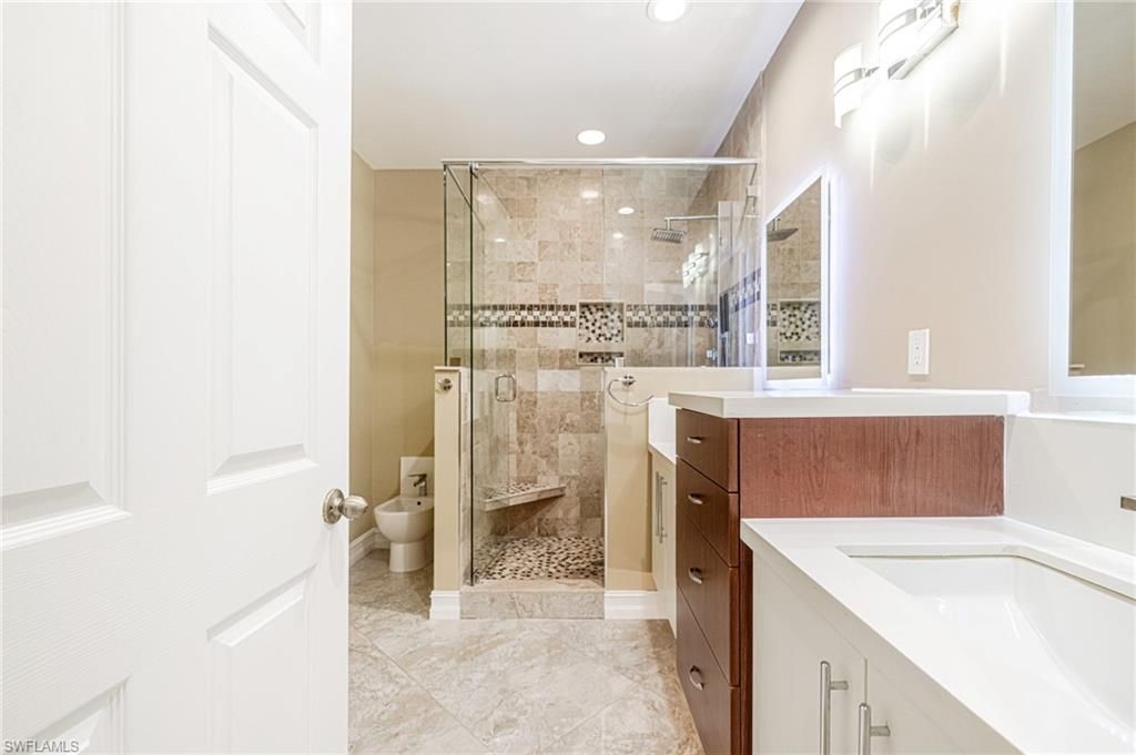 3735 Fieldstone Blvd , Unit 903, Naples, FL 34109 Photo