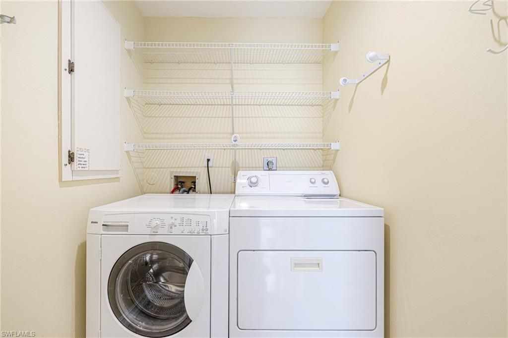 3735 Fieldstone Blvd , Unit 903, Naples, FL 34109 Photo