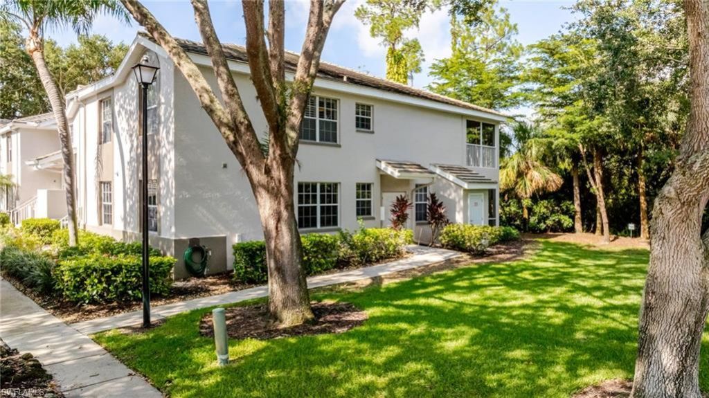 3735 Fieldstone Blvd , Unit 903, Naples, FL 34109 Photo